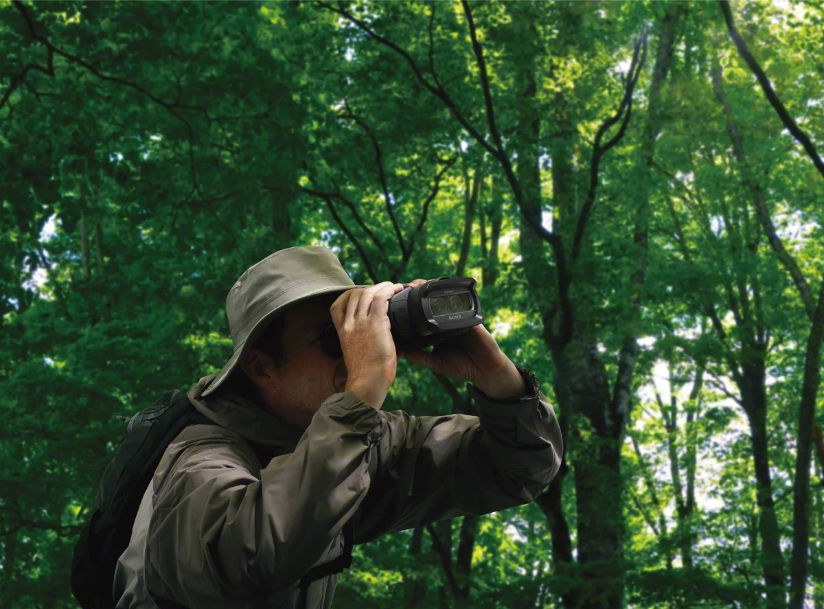 Sony digital binoculars