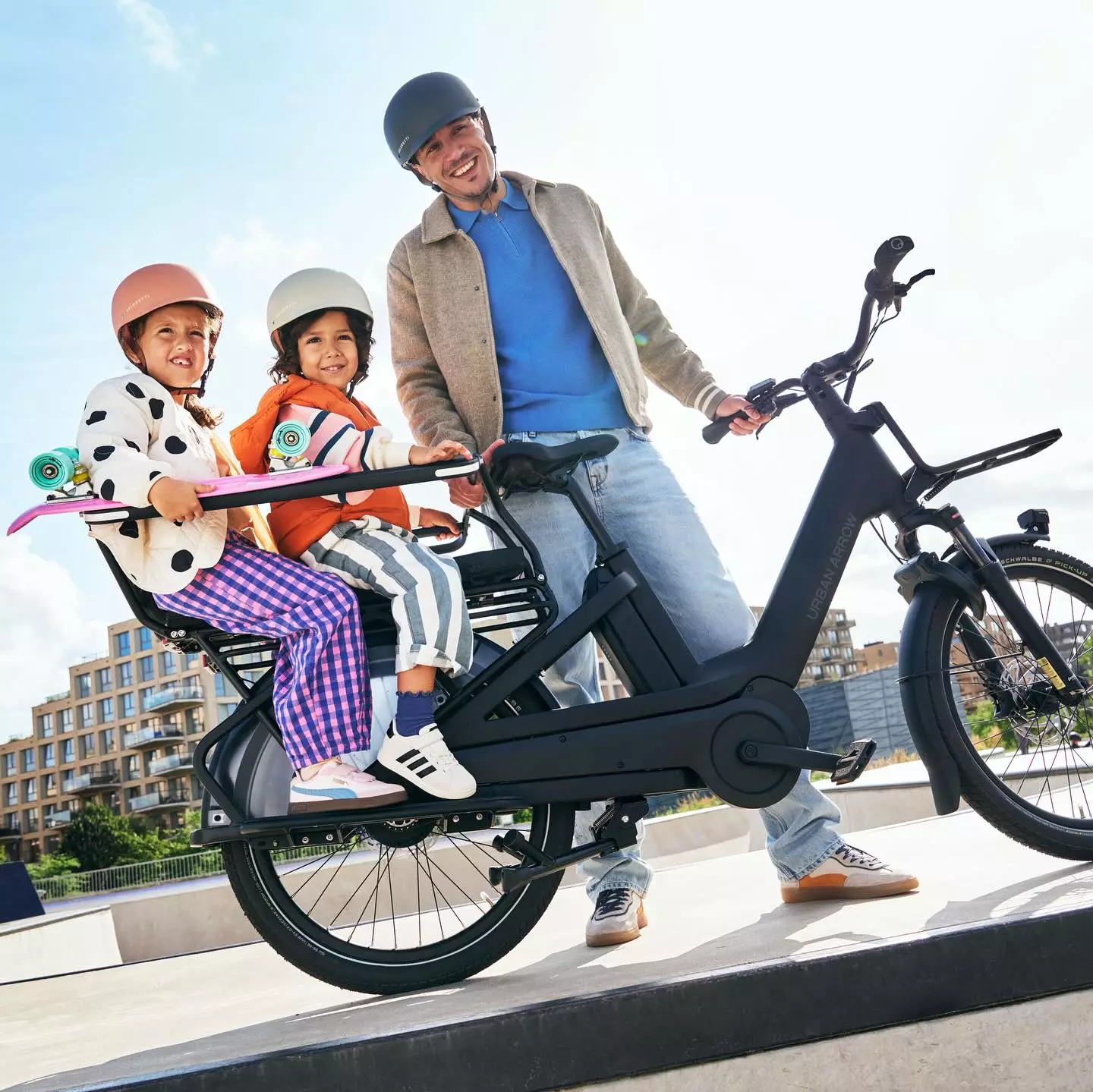 The Urban Arrow Breeze is rated to haul 176 lb of kids/cargo at the rear, 440 lb in total