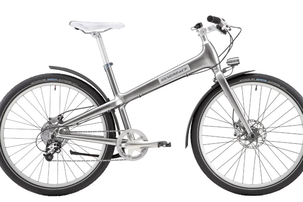 The Starke 1 from Silverback features an electric pedal assist motor and a dynamo-powered USB port