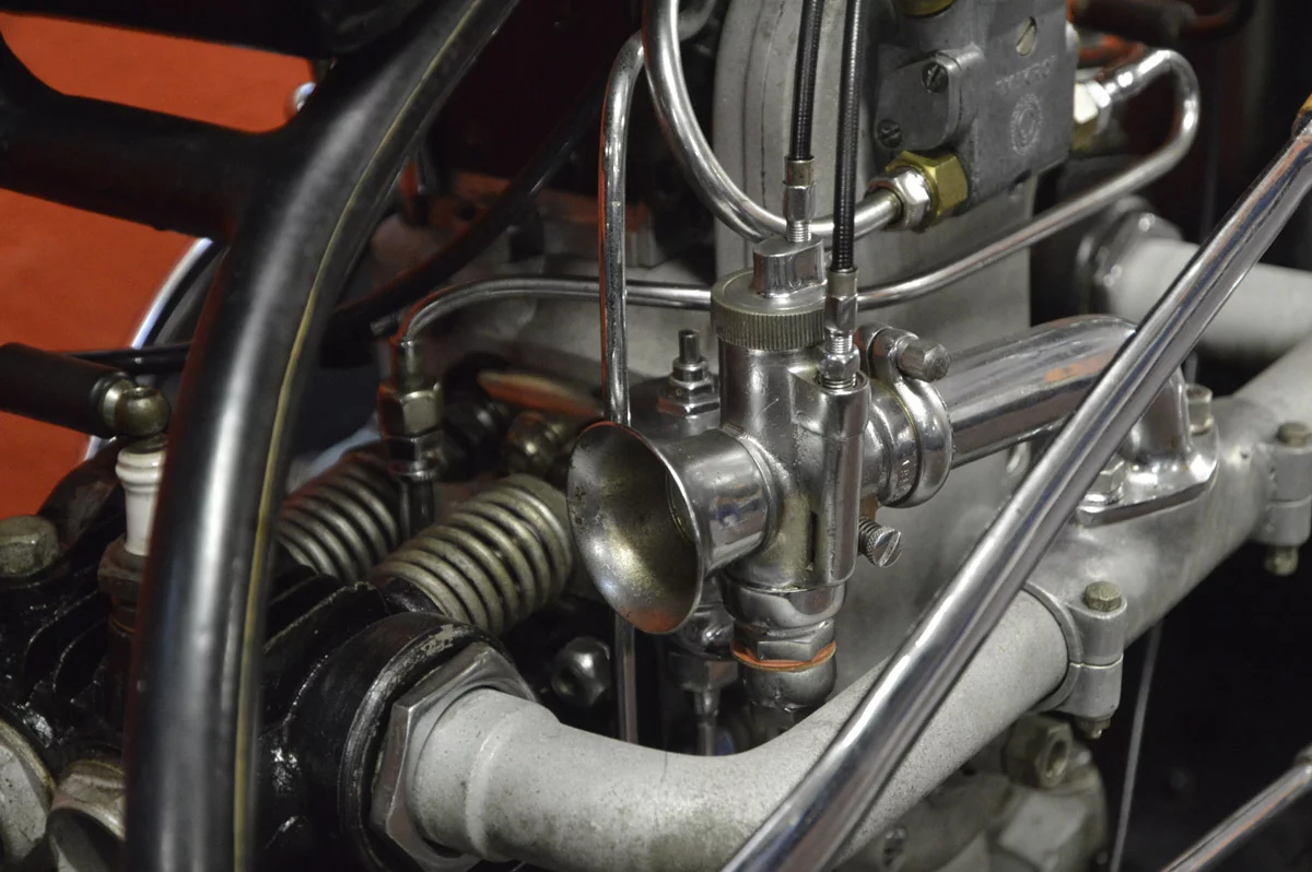 A rare Fongri 575 Sport Lusso with a Douglas-like horizontally-opposed twin cylinder engine. Fongri is an abbreviation of the marque's full name: Fontana & Grignani. The bike has an estimate of £25,000 to £30,000