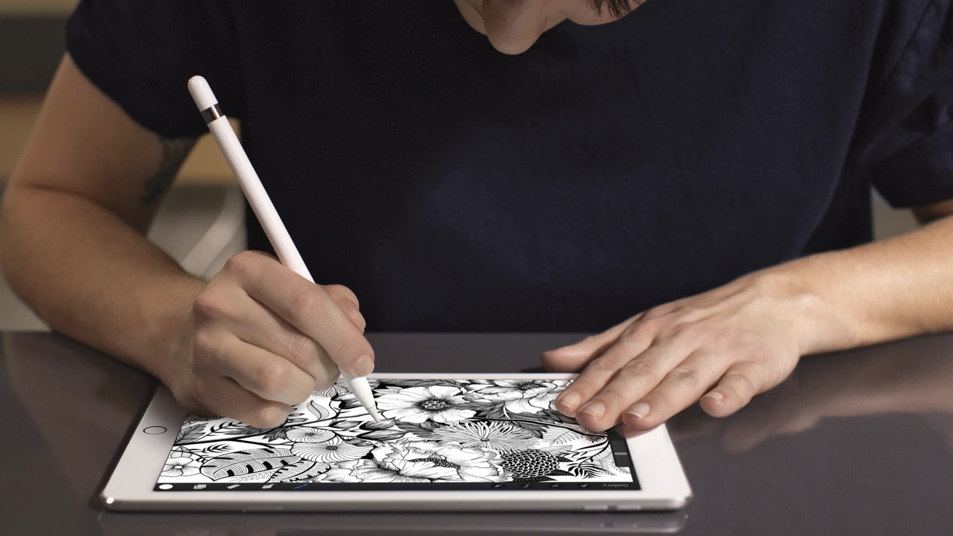 Drawing with the Apple Pencil on the 9.7-inch iPad Pro
