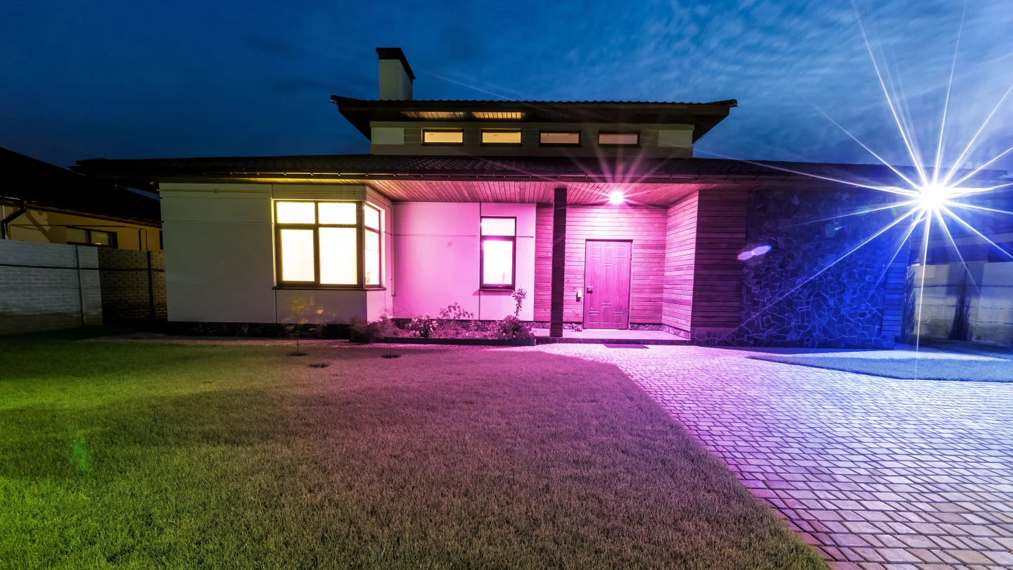The new bulbs are color-tunable and energy-efficient, consuming just 15 watts of power while pushing out in excess of 1,000 lumens