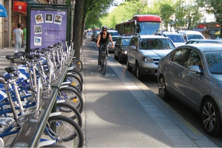 A report by the Institute for Transportation and Development Policy has shown that innovative parking reforms have been successful in coaxing car drivers into using public transport systems