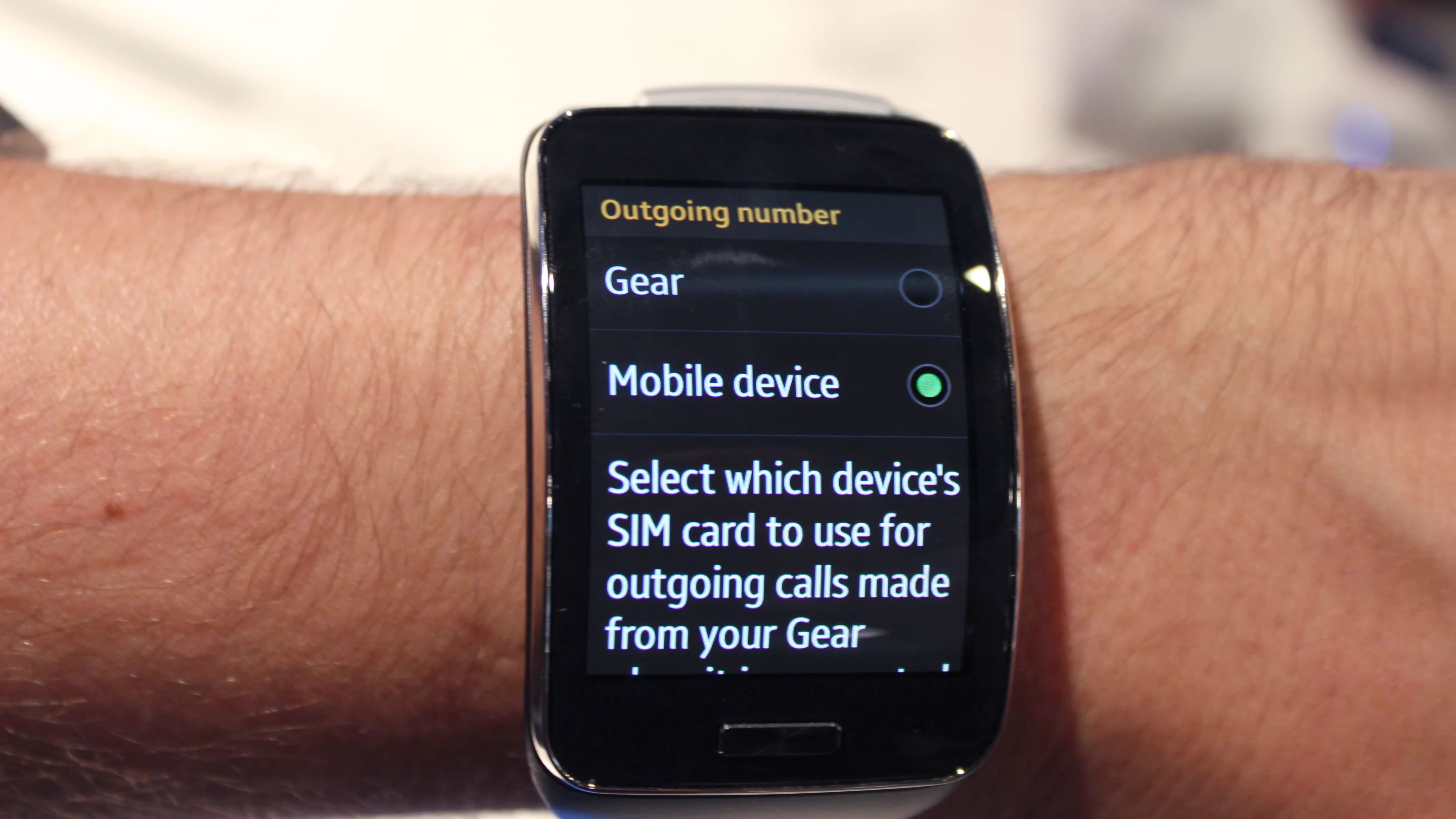 Samsung Gear S (Photo: Will Shanklin/Gizmag.com)