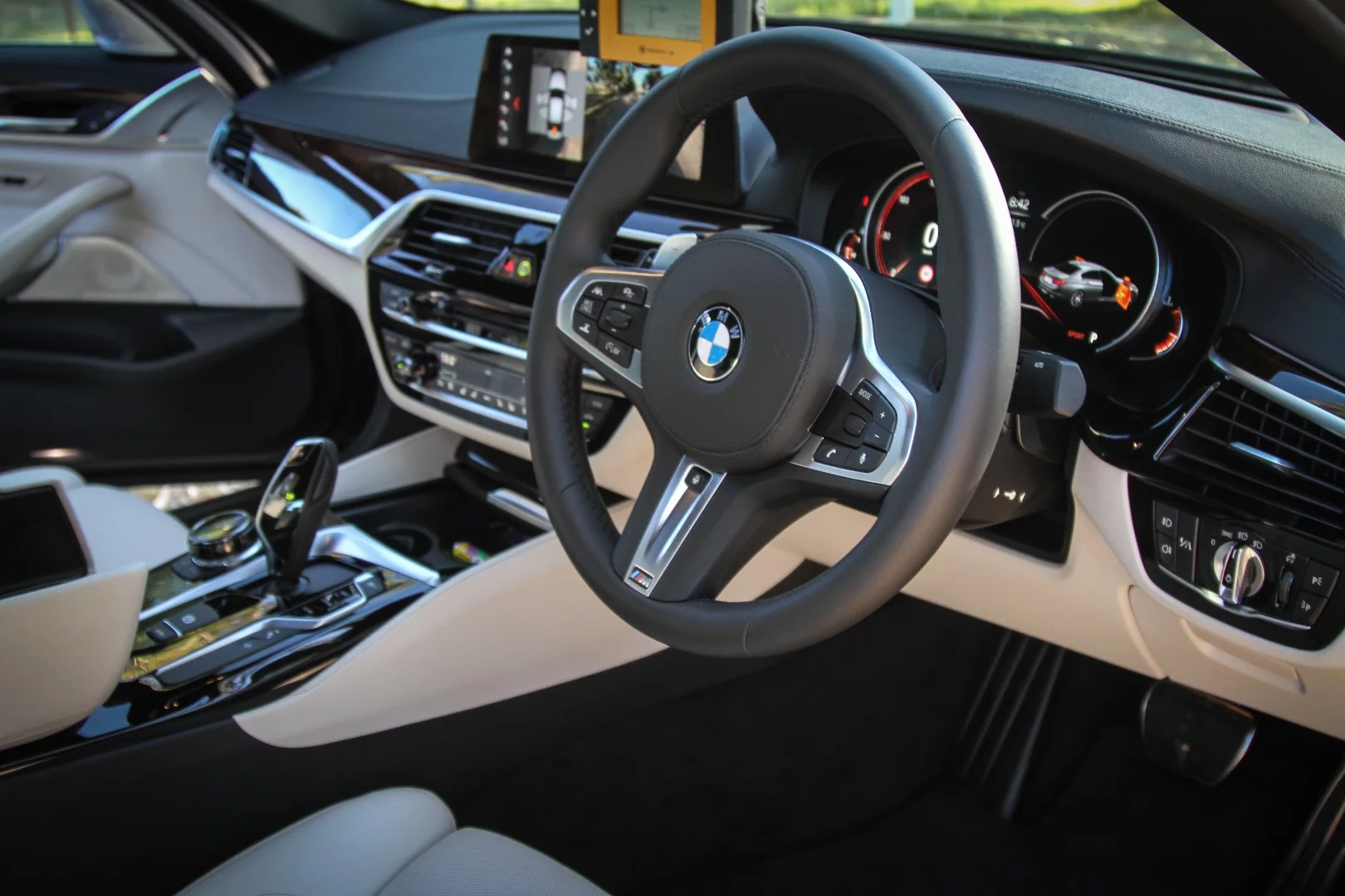 BMW 540i interior: a dizzying array of technology is on offer