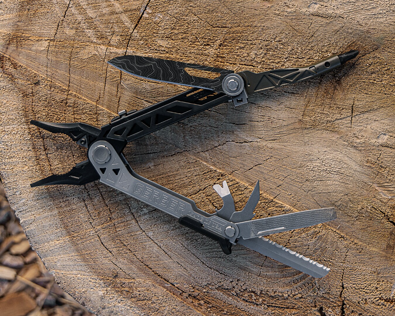 Gerber brings customization to its popular Center Drive multitool