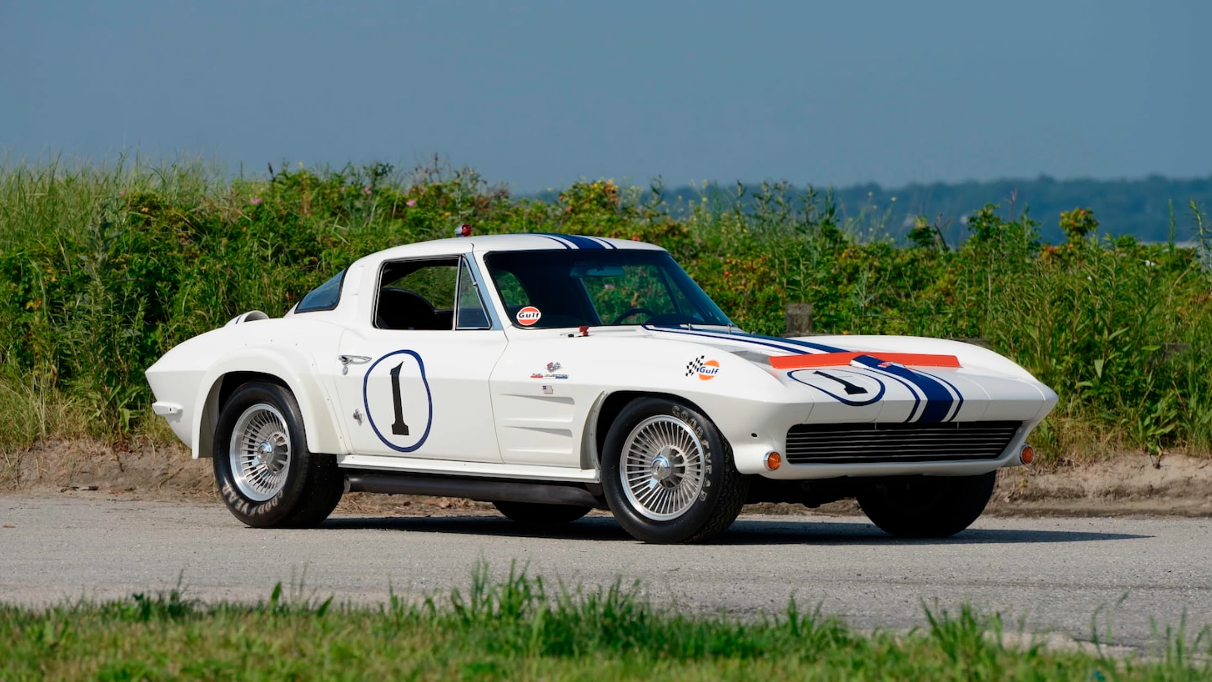 This 1963 Chevrolet Corvette Z06 'Gulf One' failed to reach reserve, achieving a high bid of $2,400,000 at Mecum's 2022 Kissimmee sale on 14 January 2022