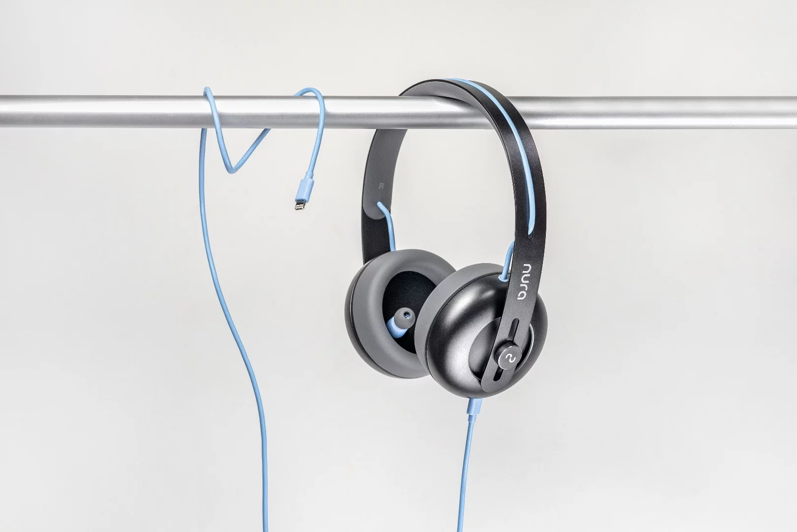 The Nura headphones are designed to use an adaptation of OAE testing to measure signals entering and returning from the ear, compiling it to create user-specific audio profiles