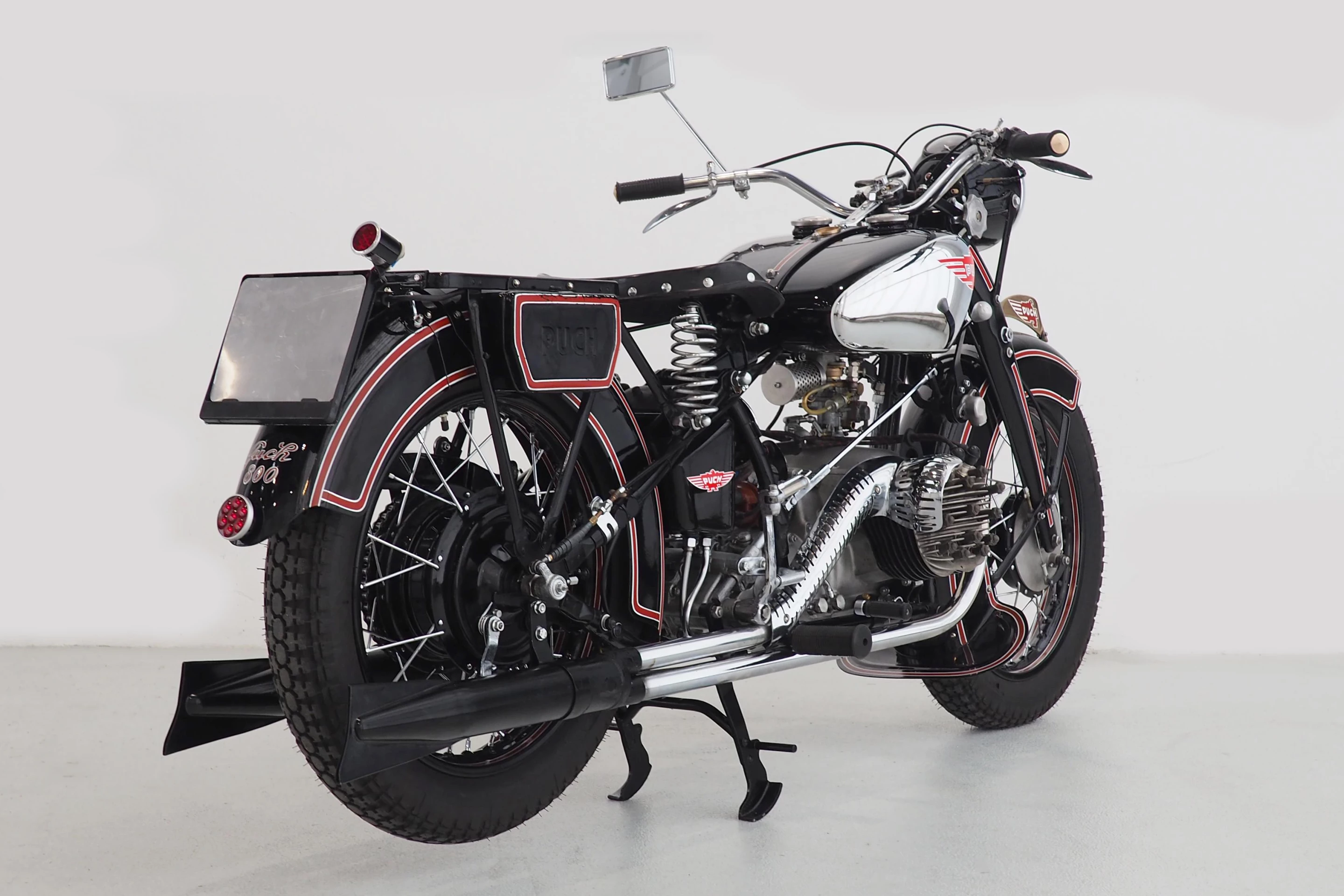 1937 Puch 800 | Dorotheum Auctions, Vienna | Sold 17 October, 2020 | EUR 103,500 (US$121,300) | Estimate: EUR 90,000 to EUR 120,000 (USD$110,000 to $140,000)