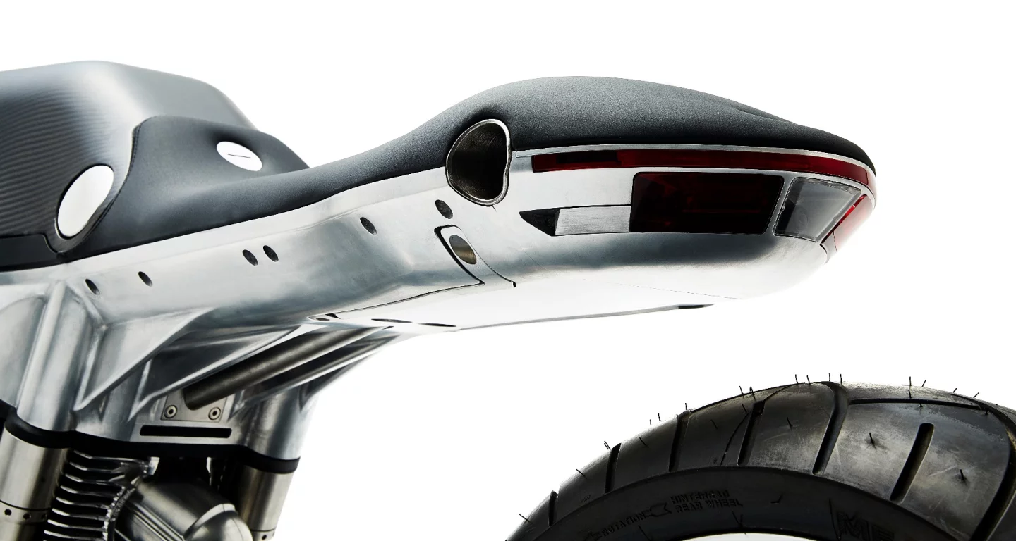 Vanguard Roadster: metal tail unit includes an integrated exhaust