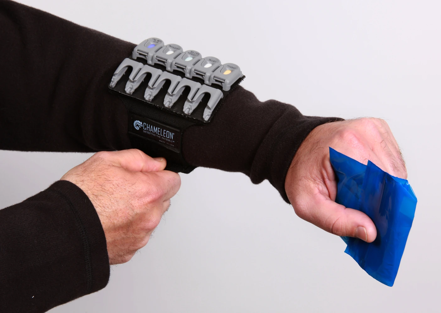 Morphix Technologies' Chameleon chemical detection device can detect up to ten different toxic gases at once