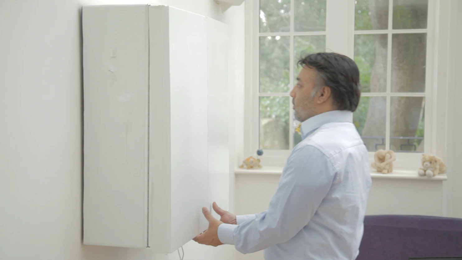 The IR3 has the unique feature of folding flat to mount on a wall