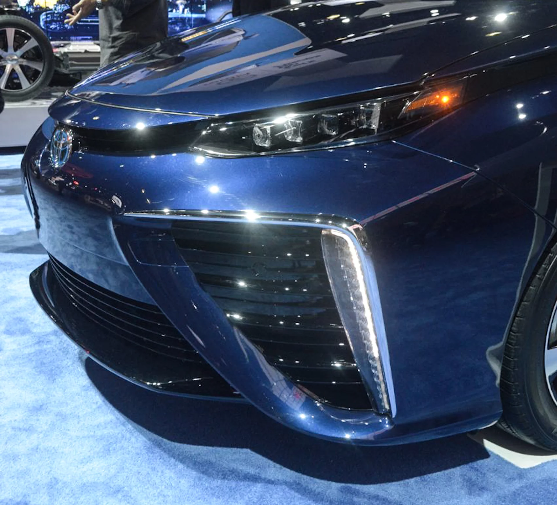 The Toyota Mirai at the LA Auto Show (Photo: CC Weiss / Gizmag.com)