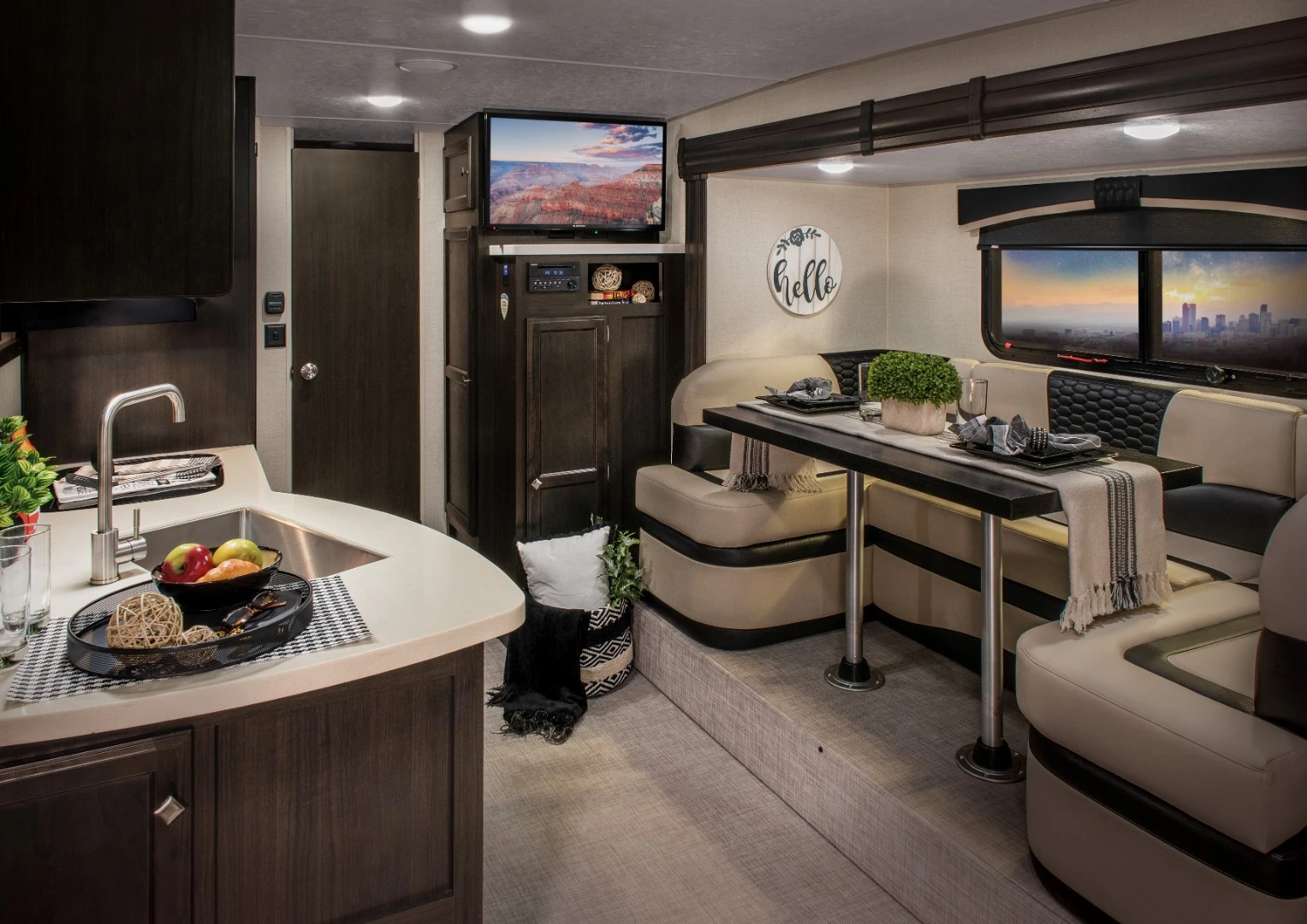 Sonic X interior