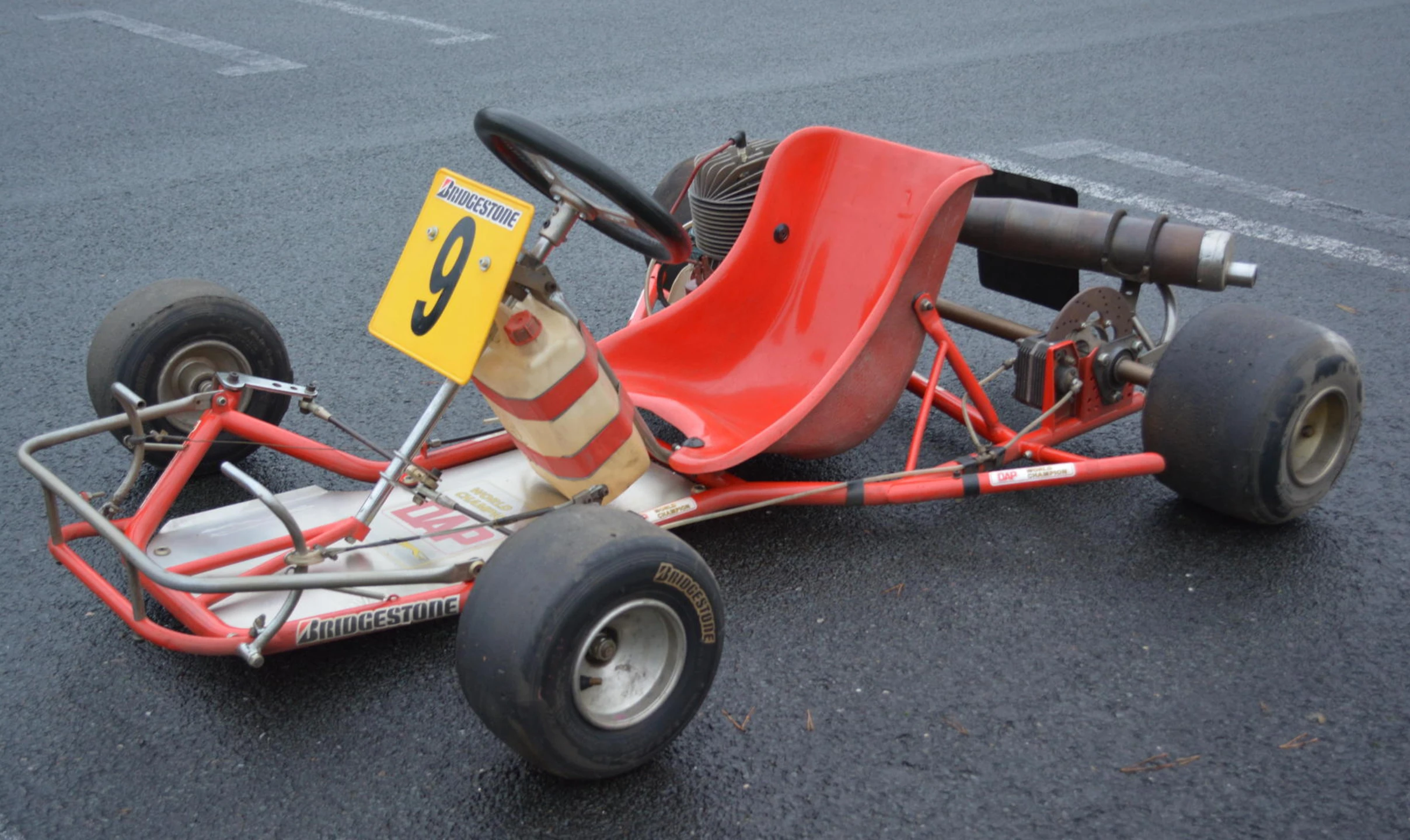 If Bonhams' estimated sale price of €24,000 to €28,000 for Ayrton Senna's 1981 DAP KART is accurate, it will be one of the cheapest Senna memorabilia items ever sold. That's US$27,000 to US$32,000 given the favorable USD exchange rates at present.