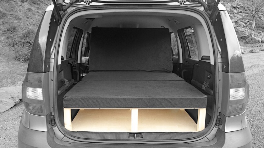 Yeti kit sofa configuration