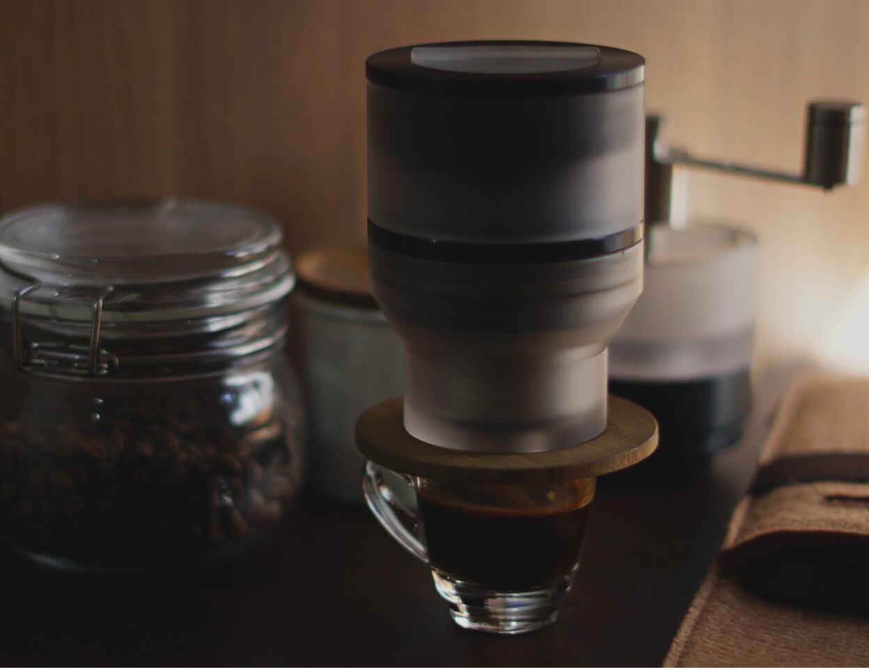 The Fuse is designed to grind and make espresso on the go, and it may one day be able to make a foamy espresso drink