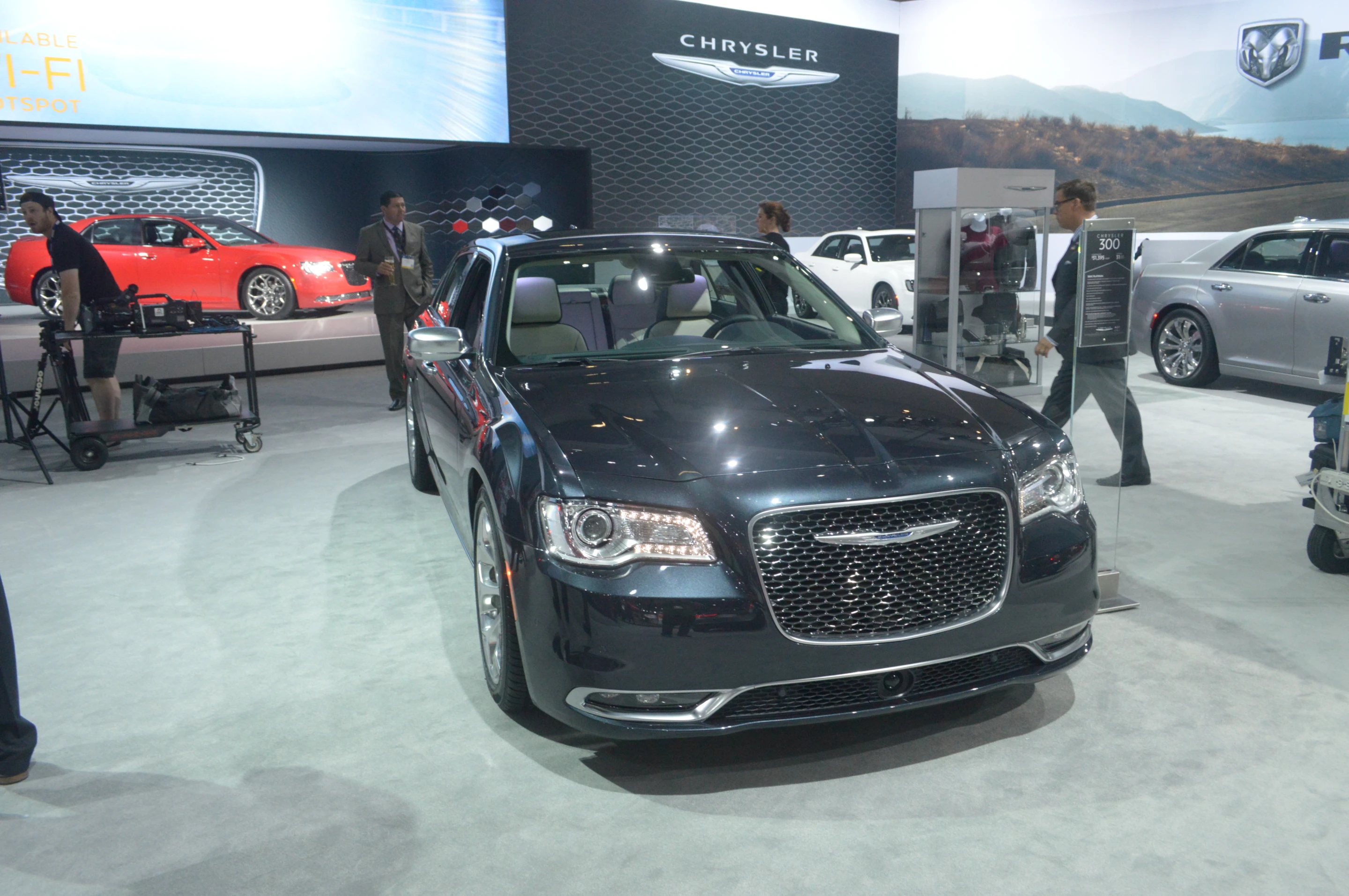Chrysler reveals the new 300 (Photo: C.C. Weiss/Gizmag)
