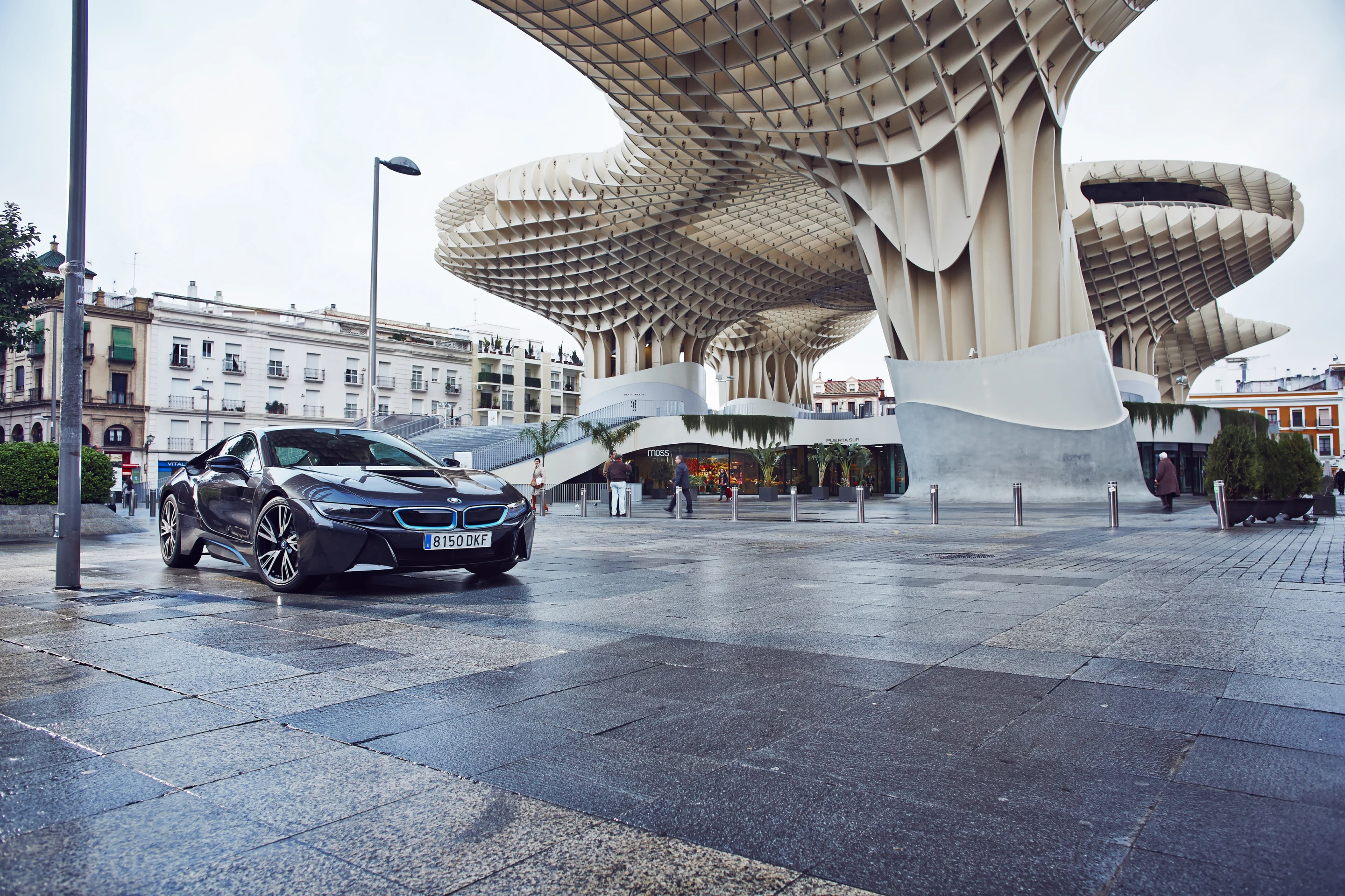 The BMW i8