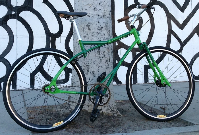 The fixed-gear ReCycle Moshi Moshi
