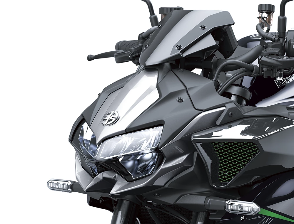 The LED headlight mask follows the recent Z1000 bikes into Transformers land.