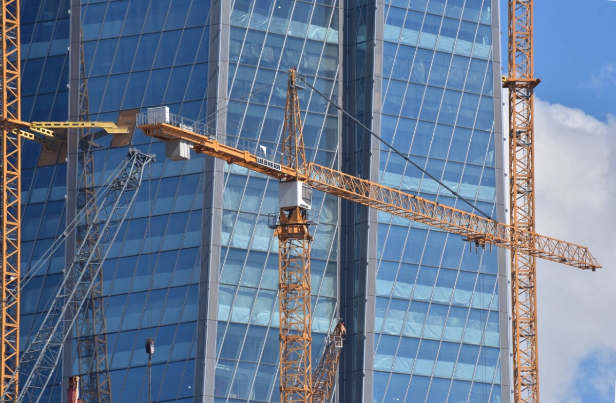 The construction of the Lakhta Center involved 20,000 people from 18 countries