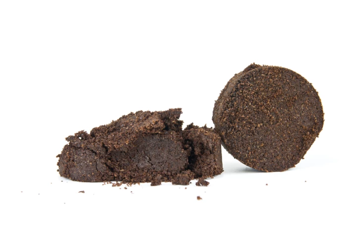 A chemical engineer has created a "food biorefinery" that converts used coffee grounds and other food waste into succinic acid (Photo: Shutterstock)
