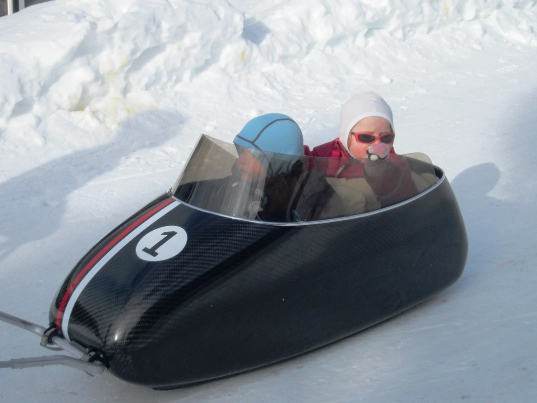 Pavement, snow or gravel, the Scandinavian Sidecar brings the family together