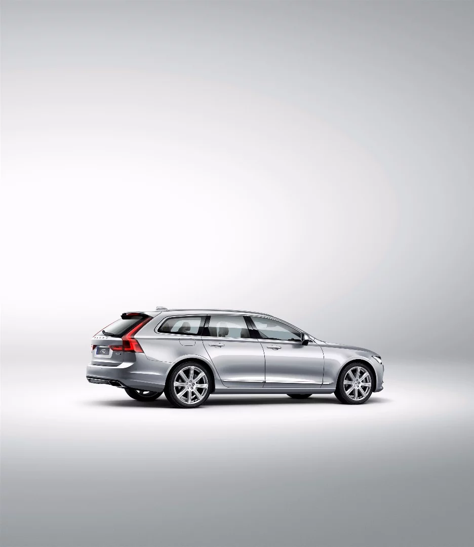 To our eyes, the V90 is a seriously handsome car - even compared to the sharp S90