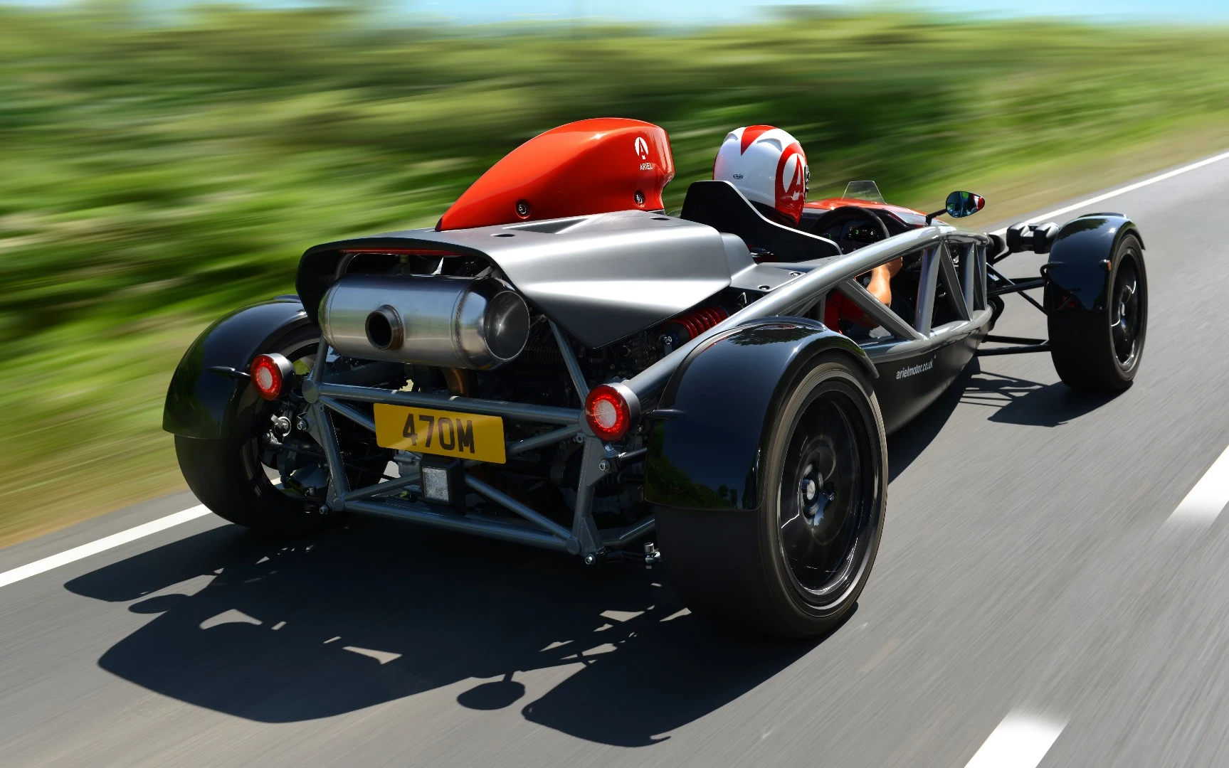 Ariel Atom 4: now road legal throughout Europe and Australia