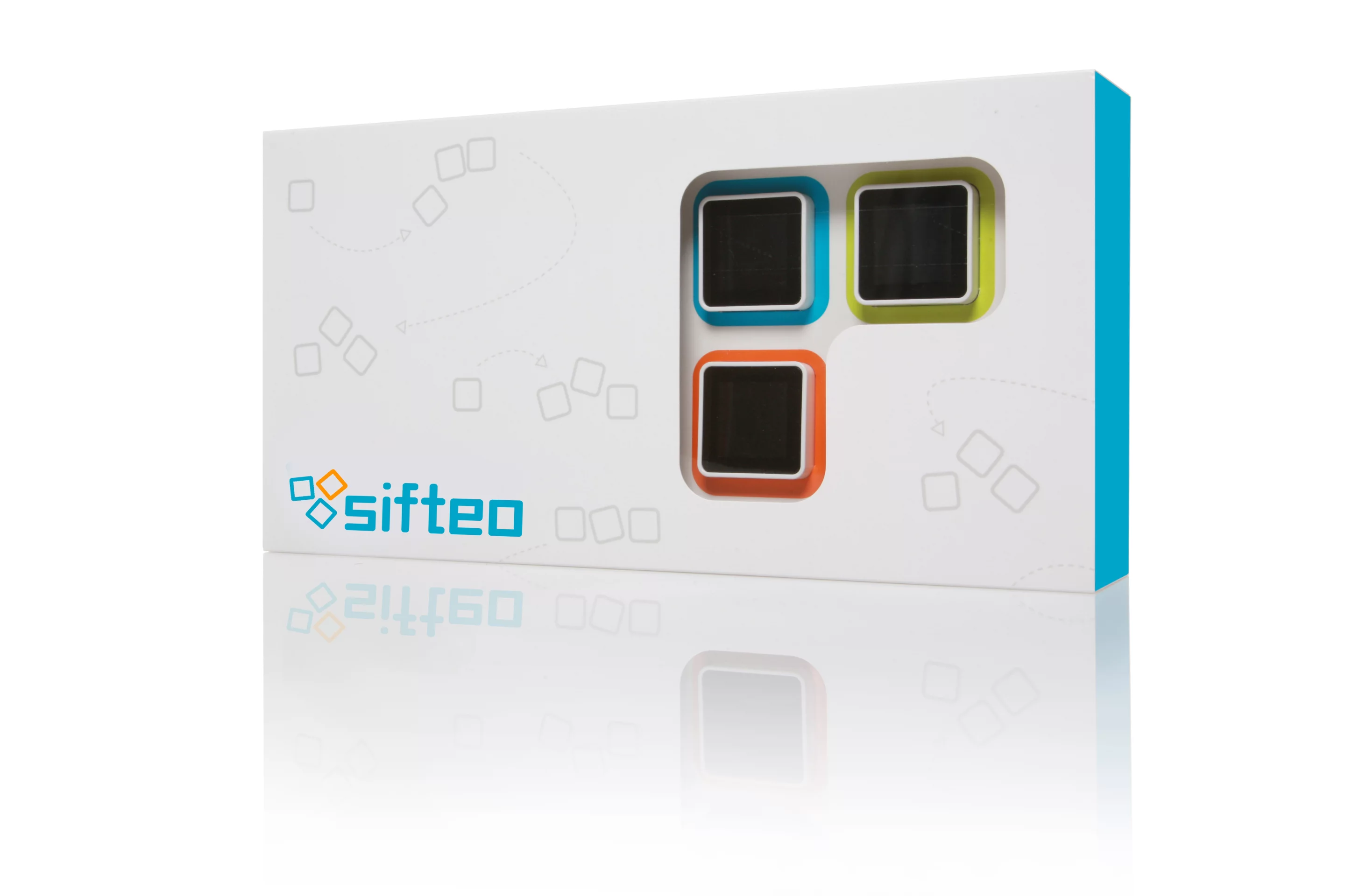 The Sifteo Cubes come shipped with a 6-bay dock and USB wireless link