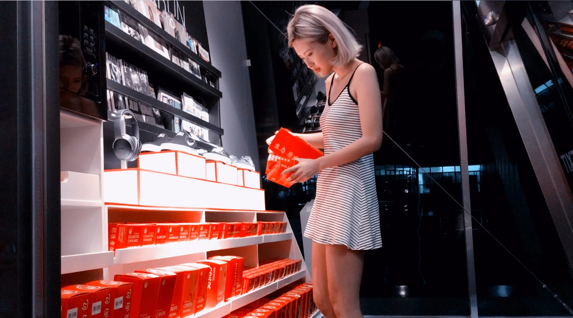 With everything from fruit juice to coffee, fresh bread, and basic groceries, Moby units are designed to operate via the same membership system and corresponding apps as those in its static Wheely247 units