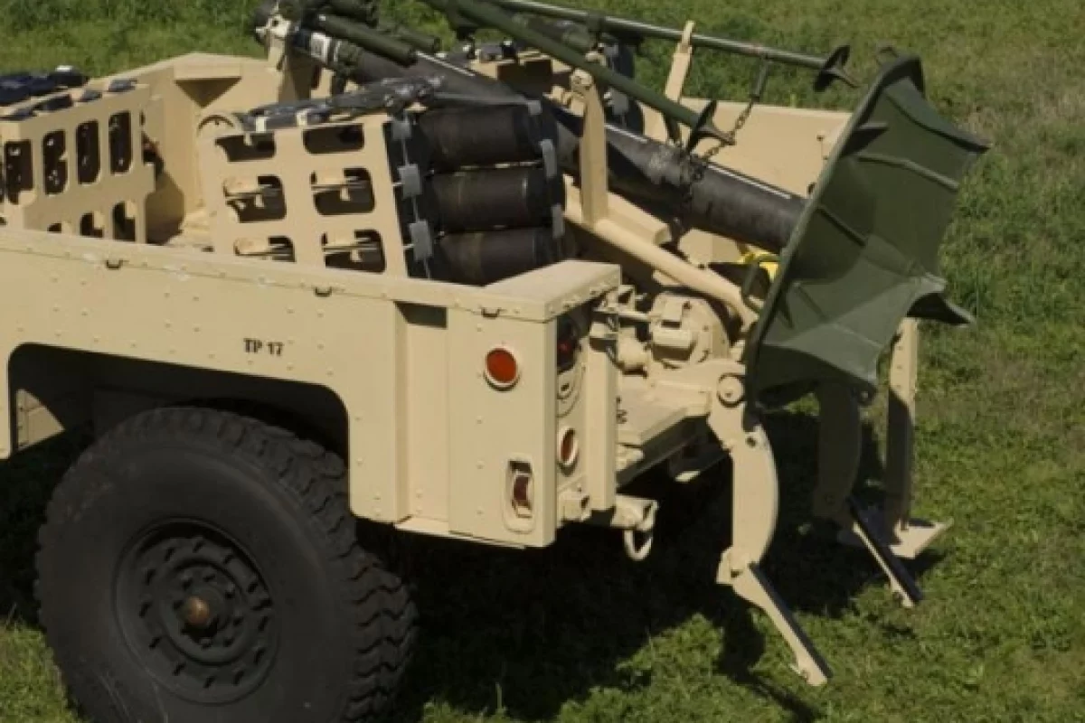 The M326 "Quickstow"