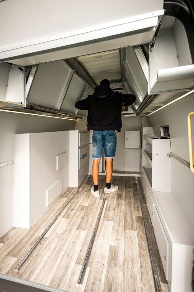 Push the bed sides up and out of the way and gain more garage height