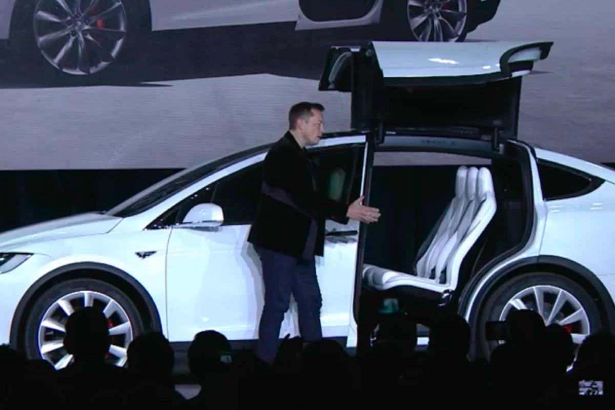 Elon Musk introduces the Tesla Model X