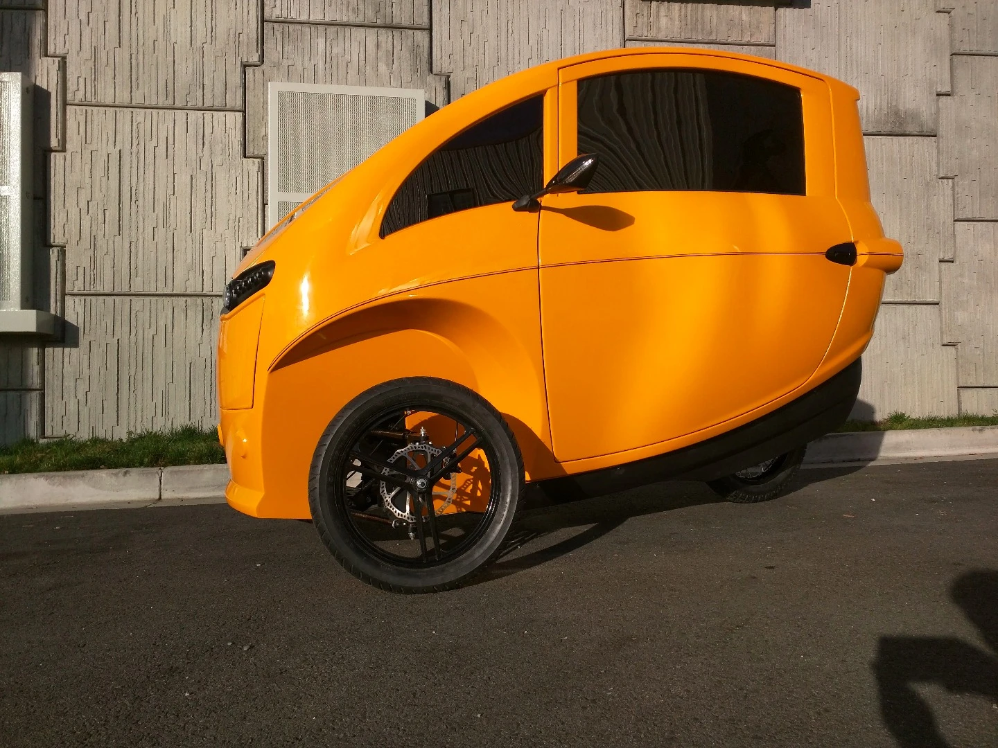 Because the Veemo is enclosed, riders don't need to wear a helmet or much in the way of cold/wet-weather clothing