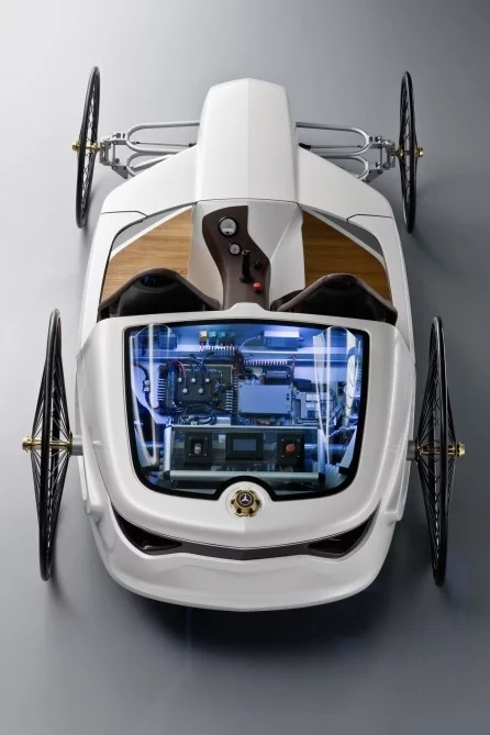 Mercedes Benz F-CELL Roadster