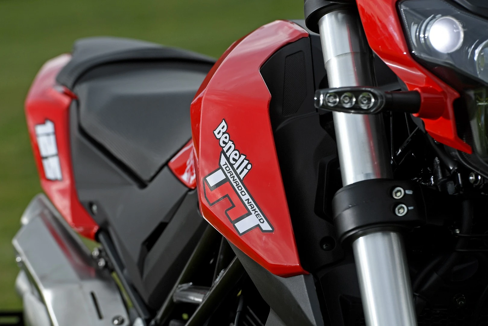 Benelli TnT125: the best looker of the minibike bunch