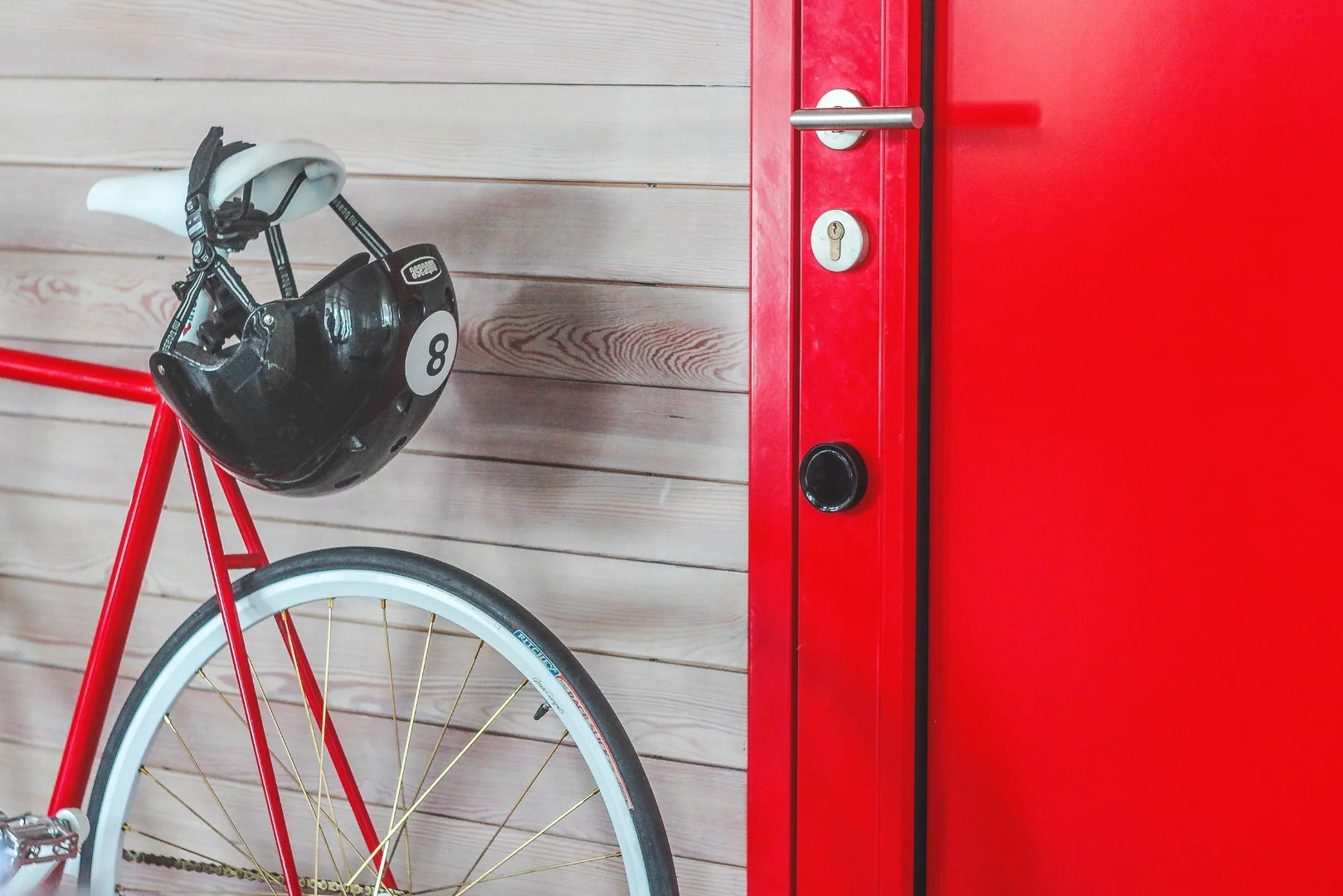 Angee uses sensor tags to protect the home