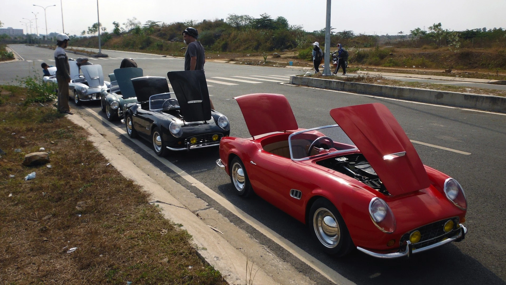 All of the cars run a 5.0 kW 120 cc four-stroke motor, but as the cars only weigh a bit over 200 kg and have a small frontal area, in standard form, they're good for 44 mph (72 kmh). For those who are starting out a young child in their first car, the engines can be restricted in power at the factory, or a 70 cc motor can be installed, "which is quite a bit slower," said Redfearn