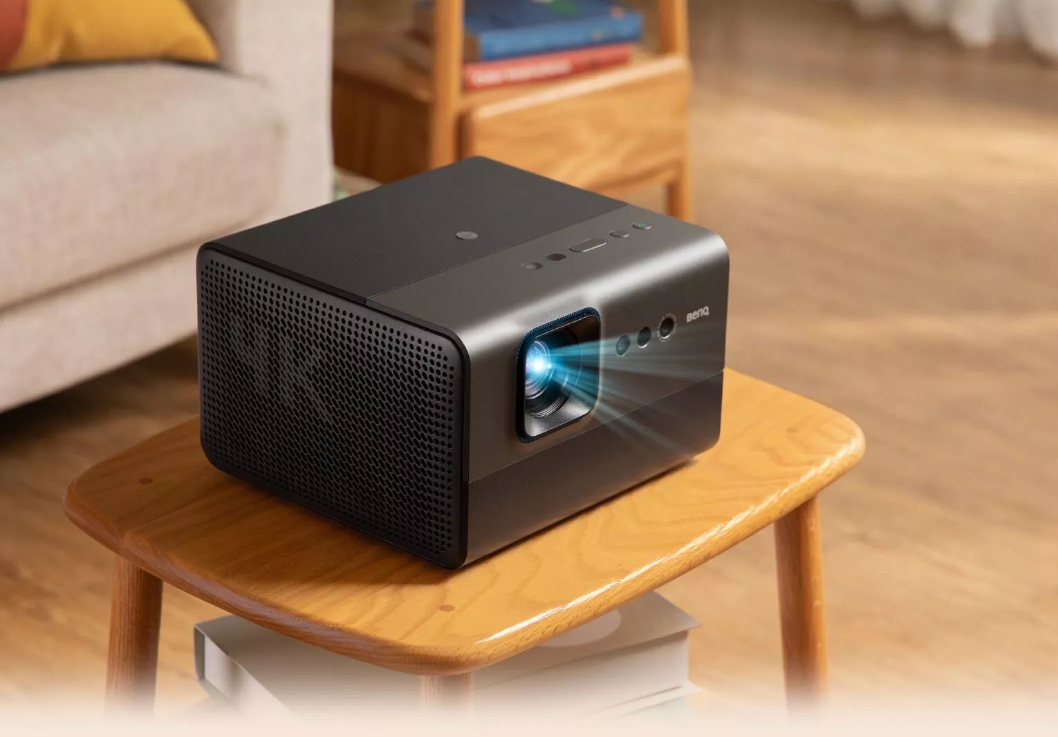 The GP520's 4LED light source puts out 2,600 ANSI lumens and is reported good for up to 30,000 hours of operation