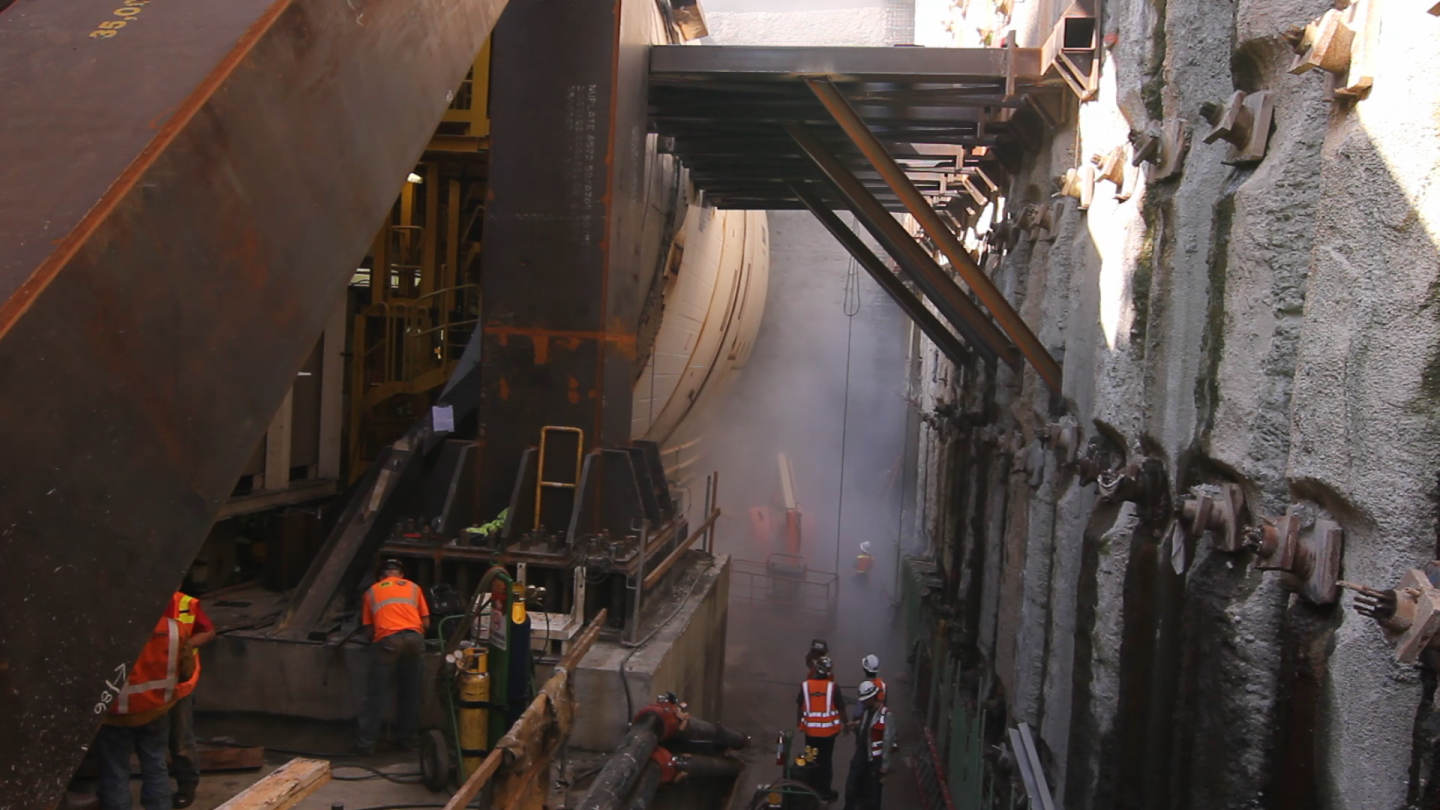 The steel brace used to push off Bertha