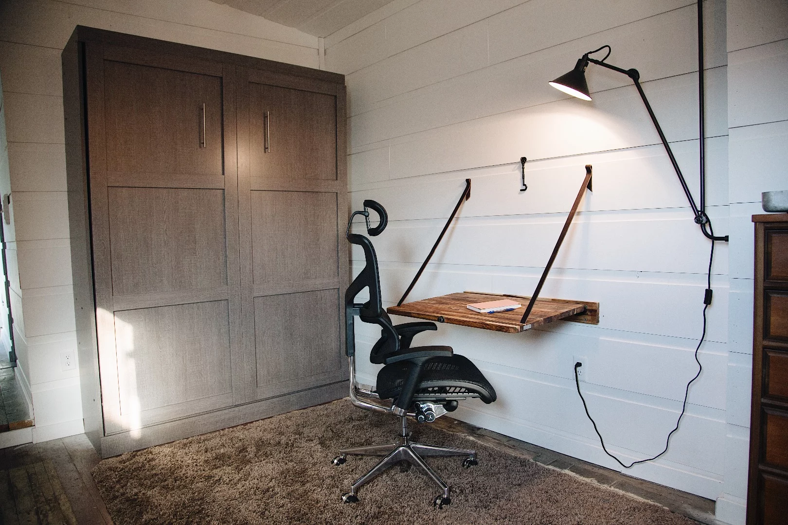 Platform 1346 has a small office area with drop-down desk