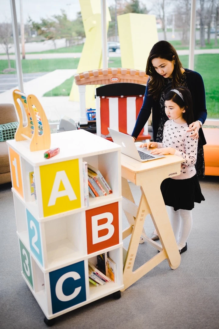 Jaswig has created a Kickstarter campaign to bring the StandUp desk to market