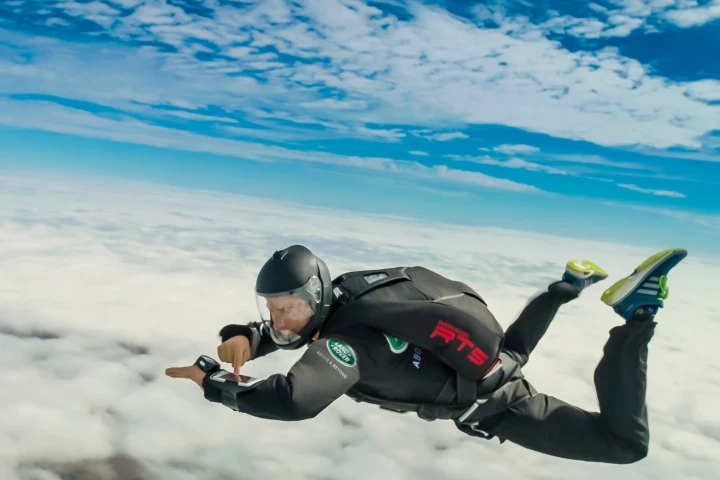 Most Discovery owners will probably use the InControl Remote app in much more serene conditions than Bear Grylls' 125 mph free-falling stunt