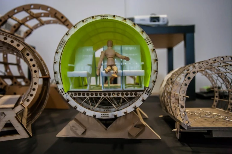 Small wood model of a Hyperloop capsule Photo: Hyperloop Transportation Technologies)