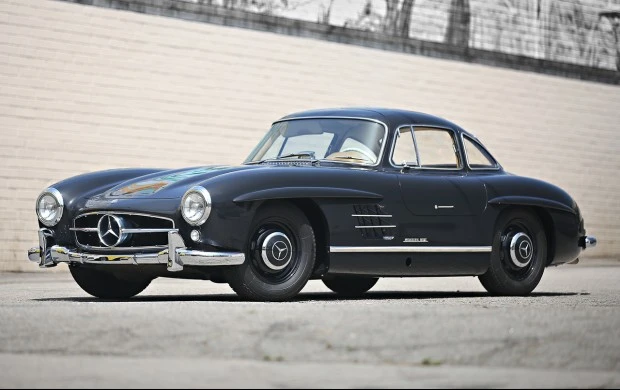 This 1955 Mercedes-Benz 300 SL Gullwing is estimated to sell for between $1,450,000 and $1,700,000