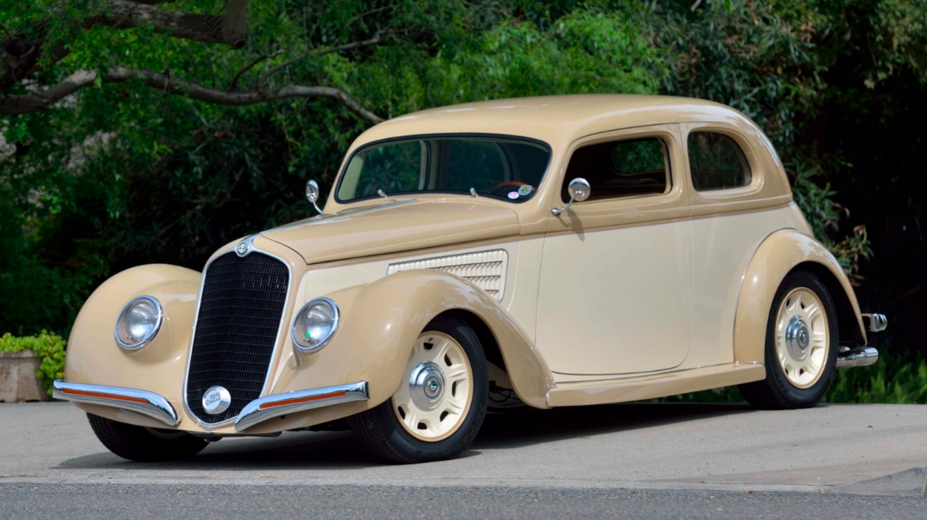 2018 Monterey Car Week Auction Report | 1938 Alfa Romeo Custom Coupe | Estimate: from $225,000 to $275,000 | Failed to reach reserve price. High bid: $200,000 | Auction: Mecum | Lot S187 | Official Description