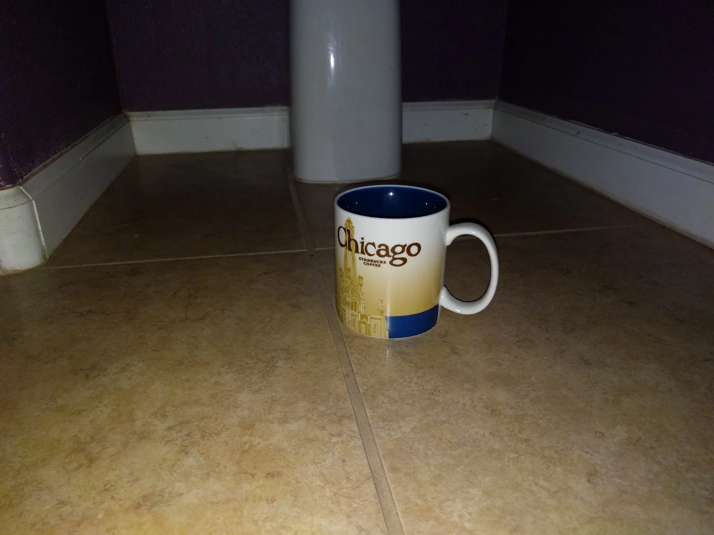 Indoor, poorly-lit – with flash – camera sample (Nexus 6P)