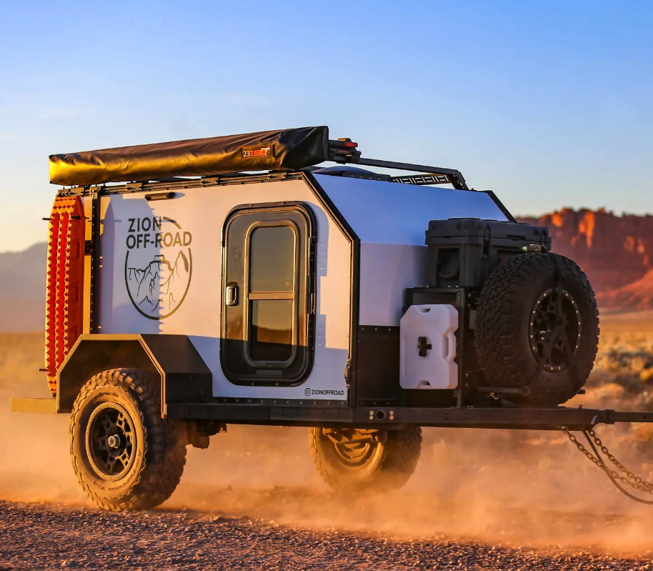 The Zion trailer starts at a light-riding 1,380 lb in base spec but packs on pounds quickly with the addition of accessories